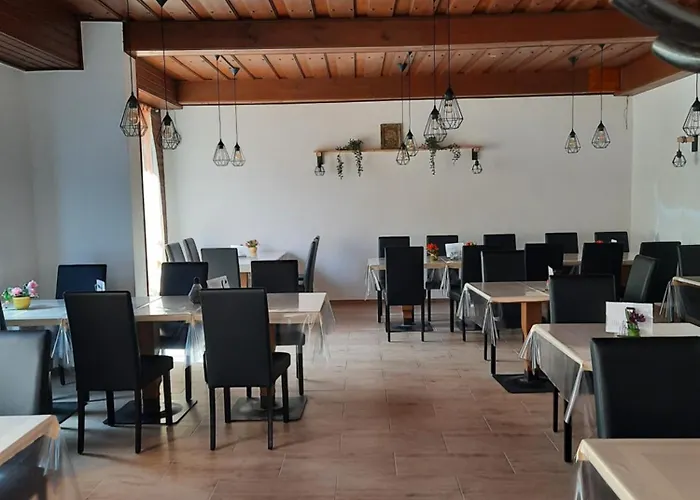 Horvath Отель *